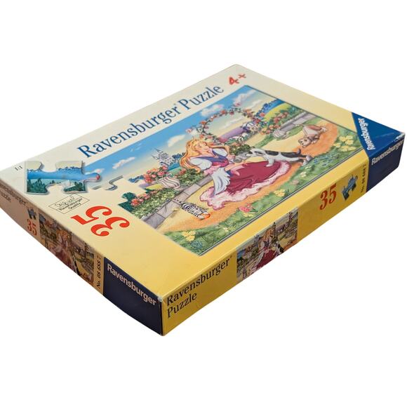 Ravensburger Little Princess and Dog 35 Piece Puzzle - Picture 4 of 5
